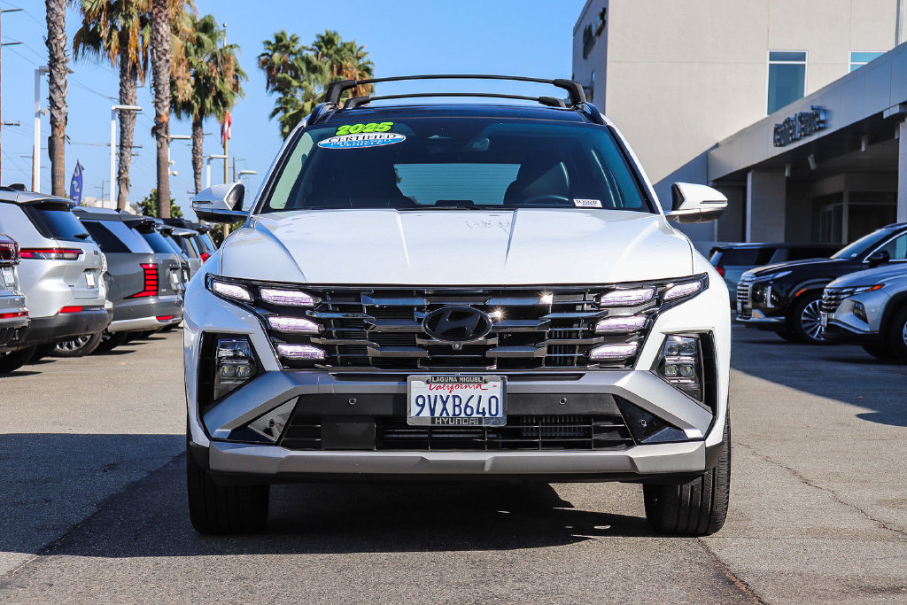 Certified 2025 Hyundai Tucson Limited AWD/4WD image 2