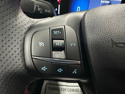 Used 2025 Ford Escape ST-Line image 19