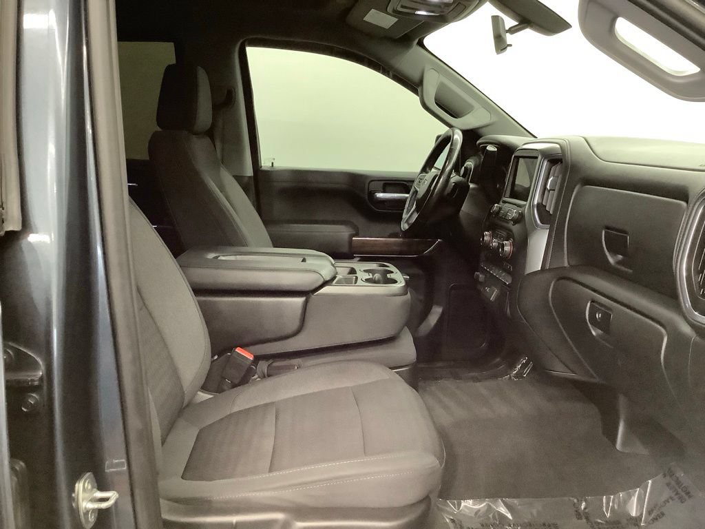 Used 2021 Chevrolet Silverado 1500 RST AWD/4WD image 31