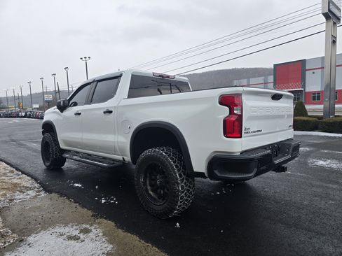 Used 2022 Chevrolet Silverado 1500 ZR2 w/ Technology Package image 6