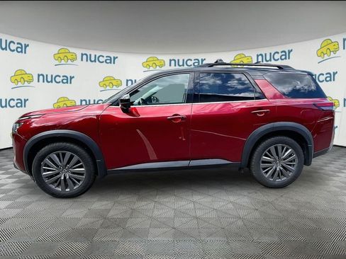 Used 2023 Nissan Pathfinder SL w/ SL Premium Package AWD/4WD image 4