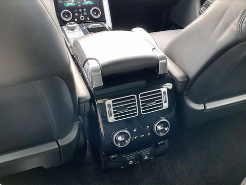 Used 2022 Land Rover Range Rover P525 Westminster Edition image 25