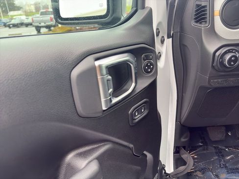 New 2026 Jeep Gladiator Sport image 6