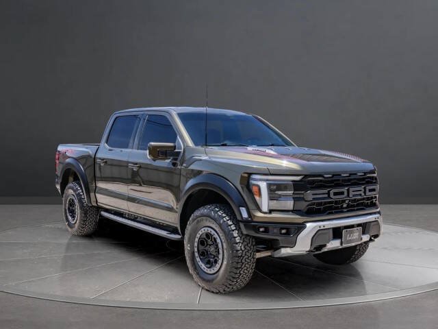 Used 2025 Ford F150 Raptor AWD/4WD image 8