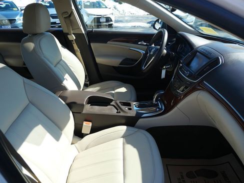 Used 2014 Buick Regal AWD image 17