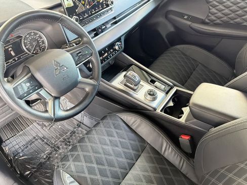 Used 2022 Mitsubishi Outlander SEL AWD/4WD image 11