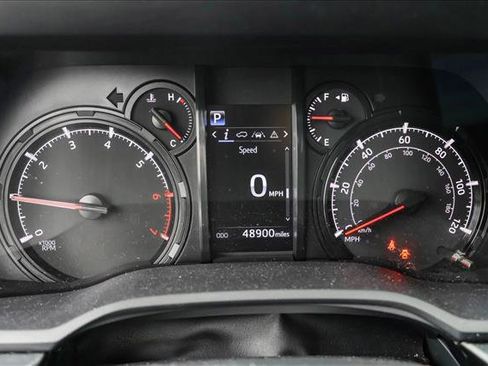 Used 2024 Toyota 4Runner SR5 image 15