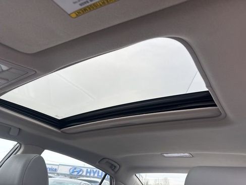 Used 2006 Toyota Avalon XL image 30