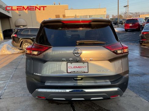 Used 2021 Nissan Rogue Platinum image 6