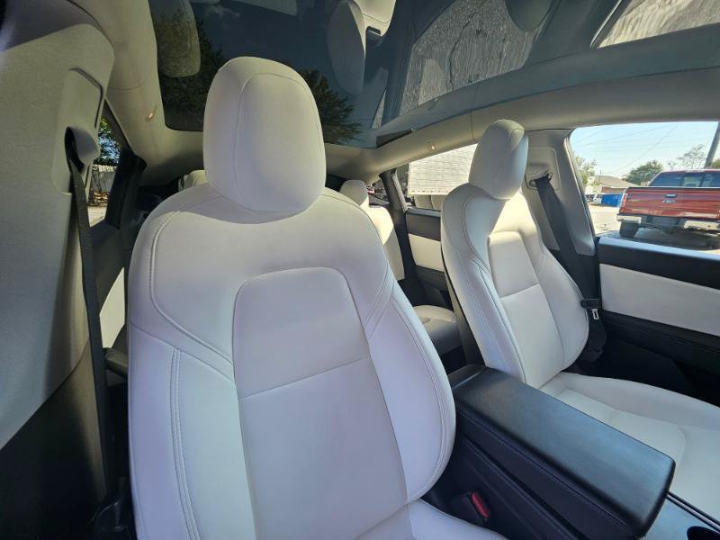 Used 2021 Tesla Model Y Long Range AWD/4WD image 57