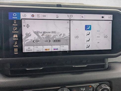 Used 2024 Jeep Wrangler Willys image 10