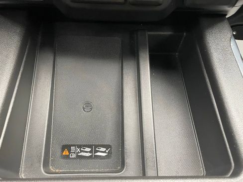 Used 2021 GMC Sierra 1500 AT4 w/ AT4 Value Package AWD/4WD image 42