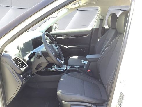 Used 2026 Kia Seltos S FWD image 7