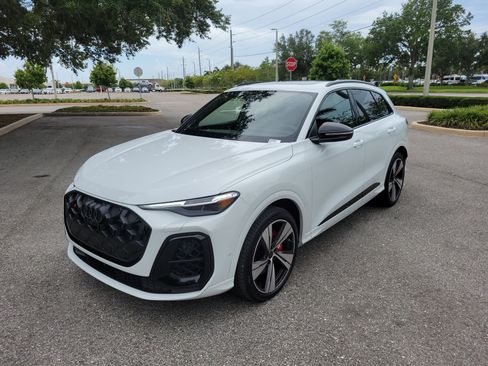 New 2026 Audi SQ5 Premium Plus AWD/4WD image 8