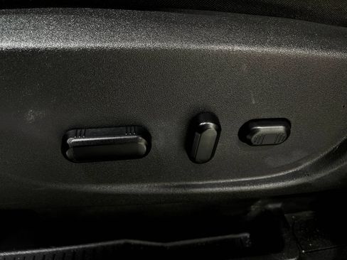 Used 2018 Ford Escape SEL FWD image 15