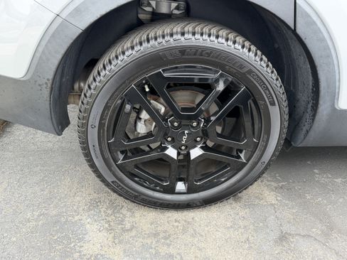 Certified 2023 Kia Telluride EX X-Line AWD/4WD image 8