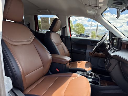 Used 2024 Ford Maverick Lariat FWD image 28