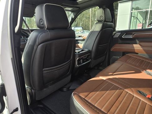 Used 2024 GMC Sierra 1500 Denali Ultimate image 25