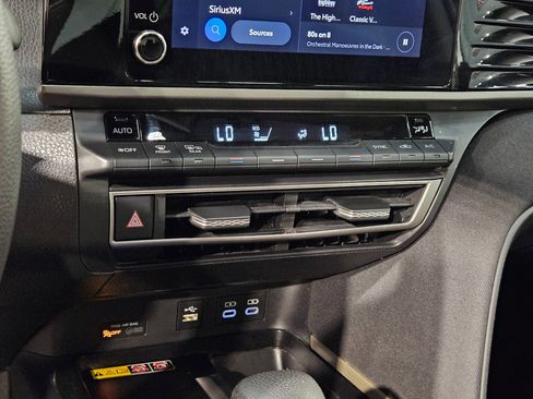 Certified 2025 Toyota Camry LE FWD image 31