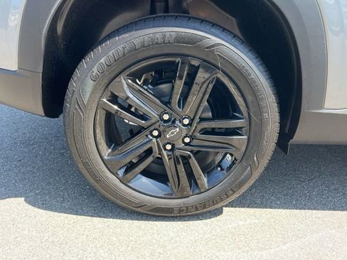 New 2025 Chevrolet Trax ACTIV w/ Driver Confidence Package image 24