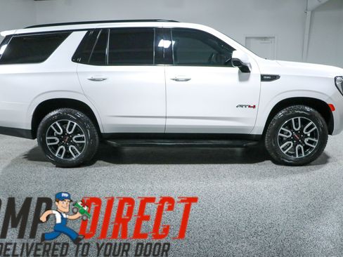 Used 2024 GMC Yukon AT4 AWD/4WD image 6