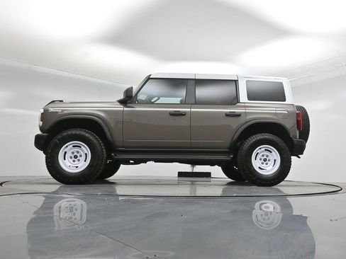 Certified 2026 Ford Bronco Heritage Edition AWD/4WD image 7