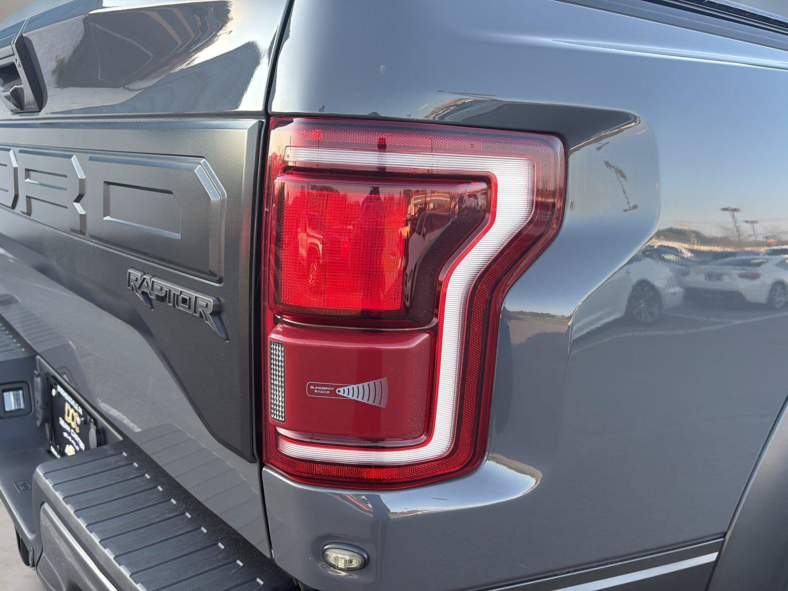 Used 2018 Ford F150 Raptor w/ Equipment Group 802A Luxury AWD/4WD image 53