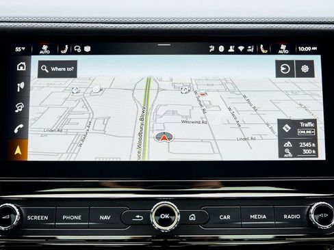 Used 2025 Bentley Flying Spur Plug-In Hybrid image 81