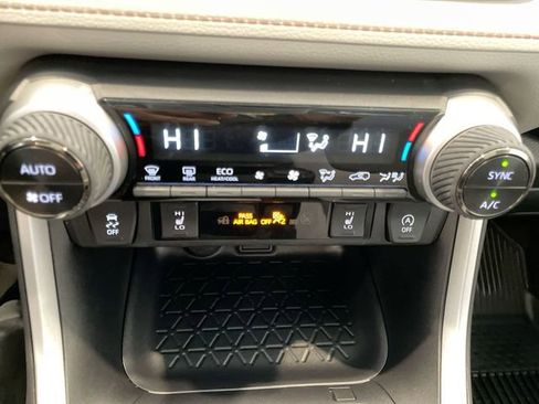 Used 2025 Toyota RAV4 XLE w/ Convenience Package AWD/4WD image 25