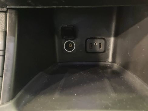 Used 2019 GMC Acadia SLT image 18