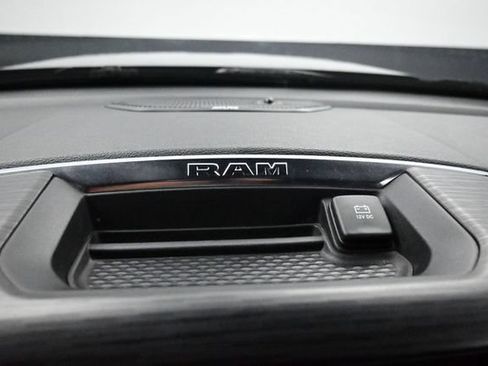 Used 2024 RAM 1500 Laramie AWD/4WD image 23