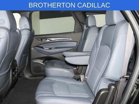 Used 2024 Buick Enclave Premium AWD/4WD image 29
