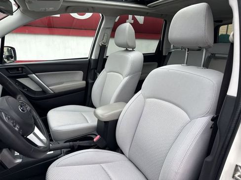 Used 2018 Subaru Forester 2.5i Premium image 11