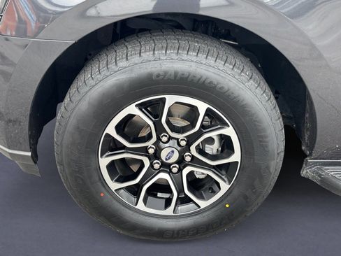 Used 2022 Ford Expedition XLT AWD/4WD image 9