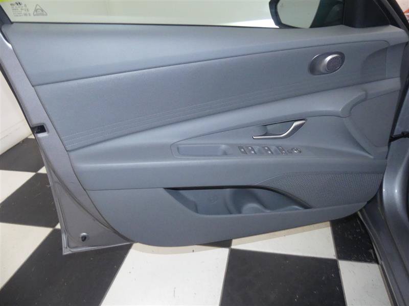 Used 2026 Hyundai Elantra Hybrid FWD image 22
