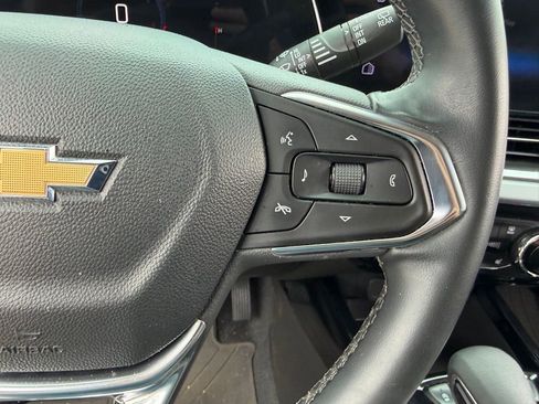 Used 2024 Chevrolet Trax LT w/ Driver Confidence Package FWD image 27