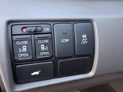Used 2015 Honda Odyssey EX-L image 11