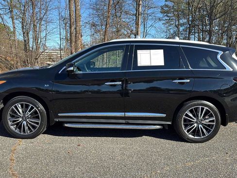 Used 2020 INFINITI QX60 Signature Edition w/ Cargo Package Essential image 8