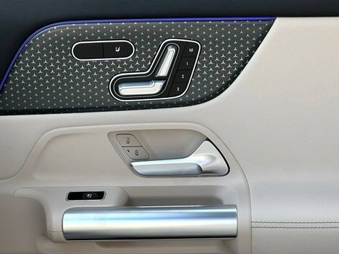 New 2026 Mercedes-Benz GLA 250 4MATIC image 36