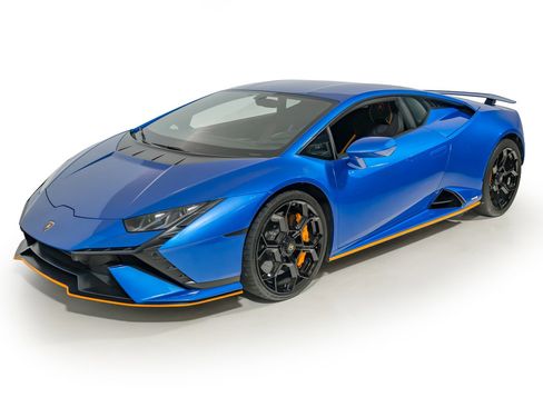 Used 2023 Lamborghini Huracan Tecnica image 2