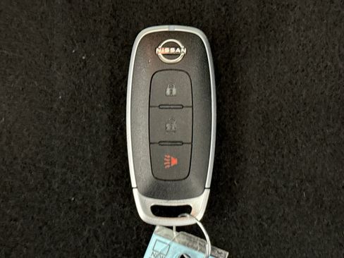 Used 2023 Nissan Rogue S AWD/4WD image 21