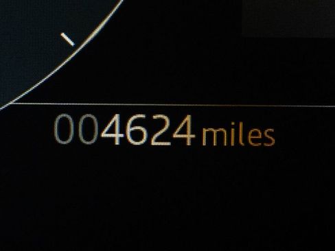 Used 2024 Land Rover Range Rover Evoque S image 16