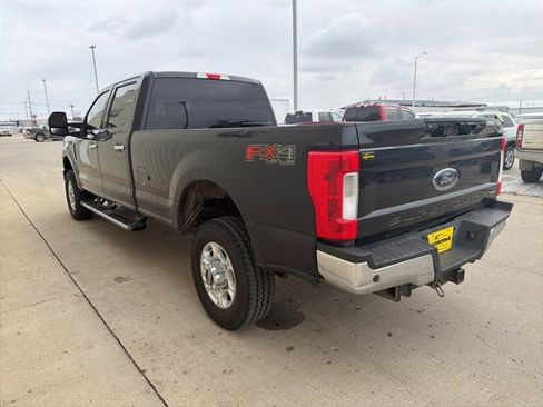 Used 2019 Ford F350 XLT w/ XLT Premium Package image 5