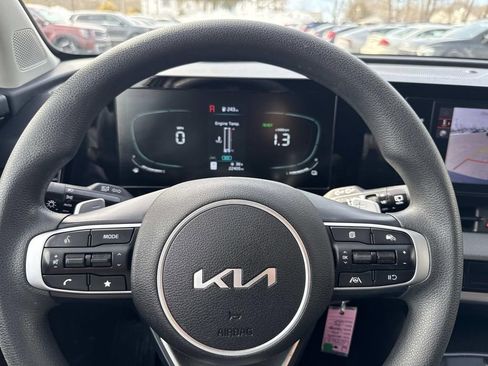 Used 2023 Kia Sportage LX image 26