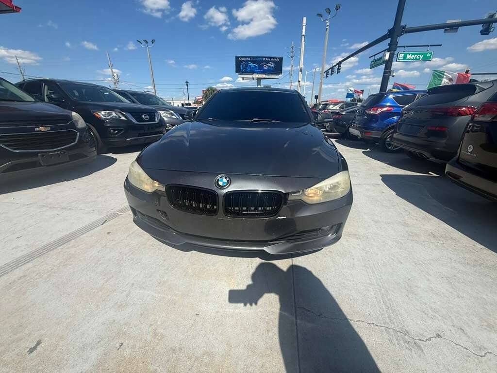 Used 2015 BMW 328i Sedan w/ Premium Package RWD image 1