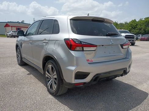 Used 2022 Mitsubishi Outlander Sport ES FWD image 3