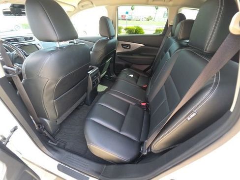 Used 2023 Nissan Murano SV image 23