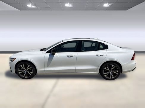Used 2024 Volvo S60 B5 Plus w/ Climate Package FWD image 2