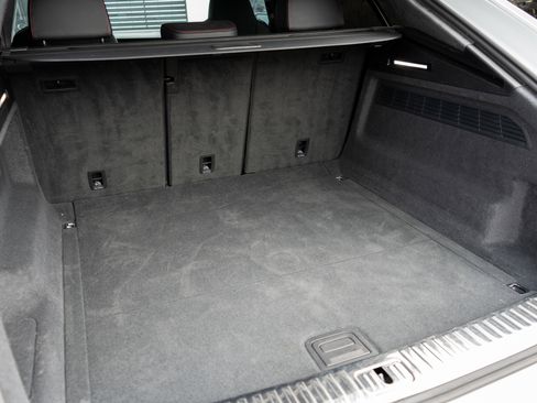 Used 2023 Audi RS Q8 image 50