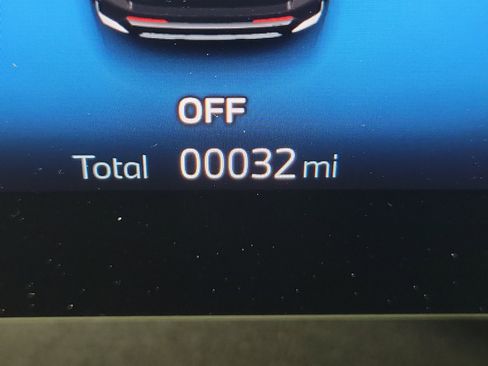 New 2025 BMW X1 xDrive28i w/ Convenience Package image 16